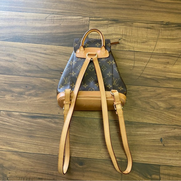 Louis Vuitton Monogram Montsouris Backpack 10”x8” - Picture 7 of 16